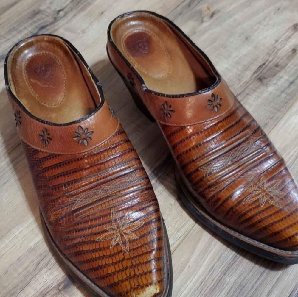 Ariat Mules